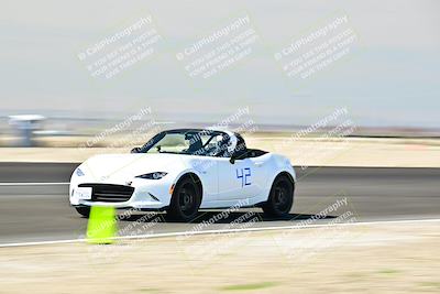 media/Mar-01-2025-Turn8 Trackdays (Sat) [[3bac13d0ad]]/Inter 2/Session 3 (Turns 10 and 11 Outside)/